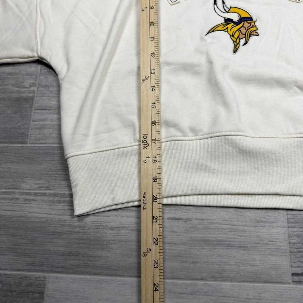 Minnesota Vikings Cropped Cream Hoodie Girl Juniors‎ Large NFL Team Apparel NEW